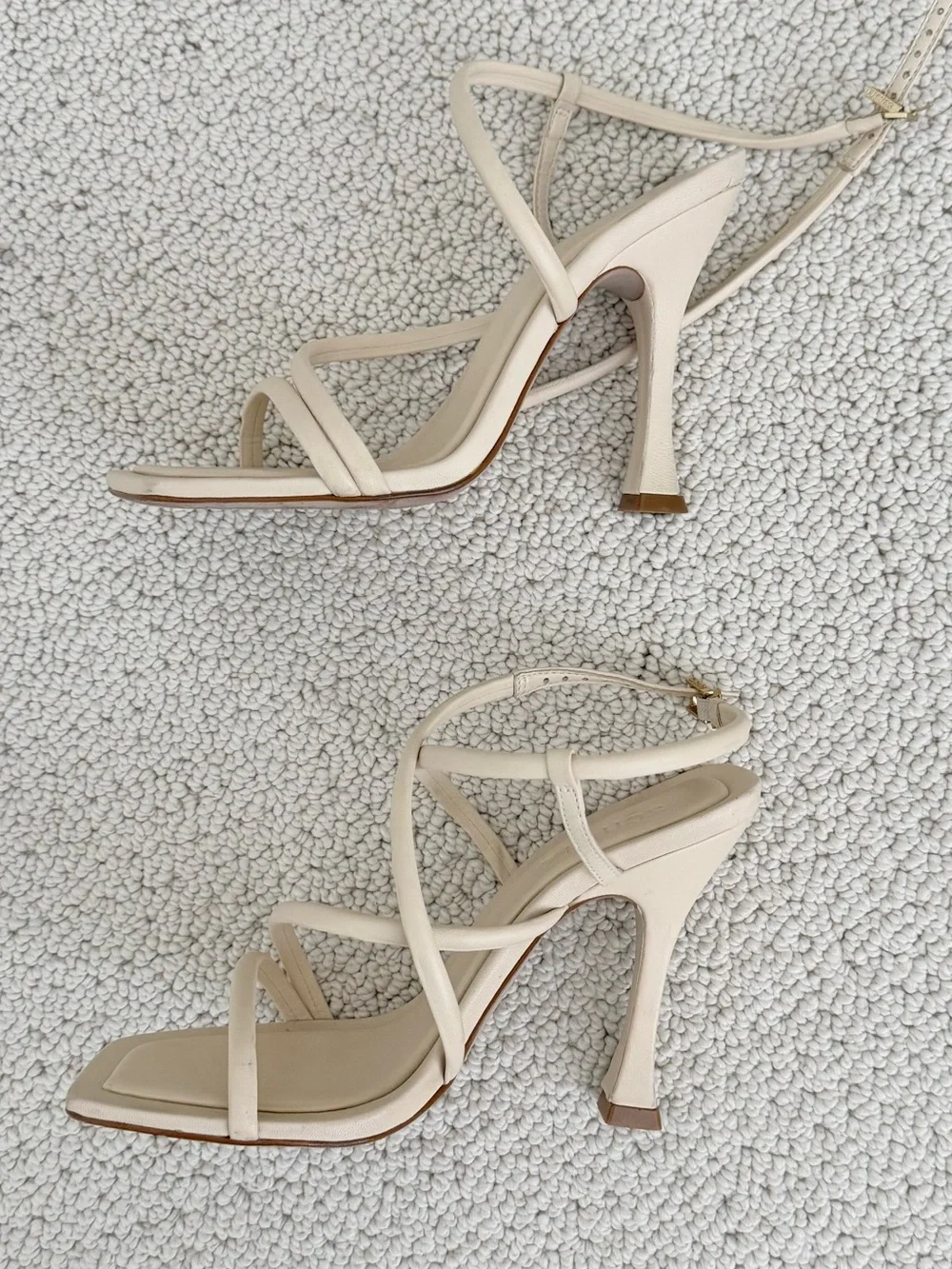SCHUTZ Lovi Sandals - Picture 5 of 13